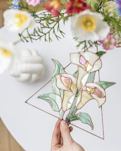 Stained glass calla lily flowers, Suncatcher arum lily