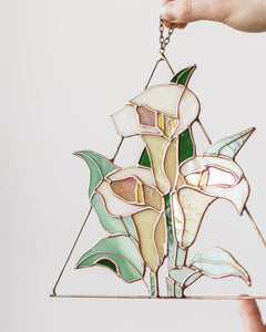 Stained glass calla lily flowers, Suncatcher arum lily